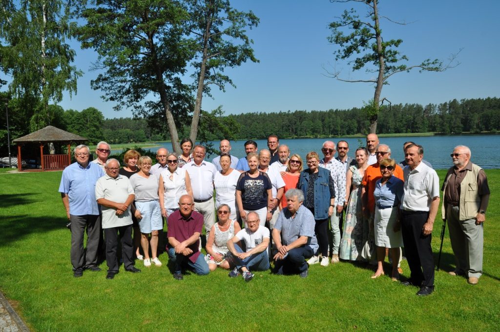 Zdjęcie grupowe ze spotkania w Augustowie